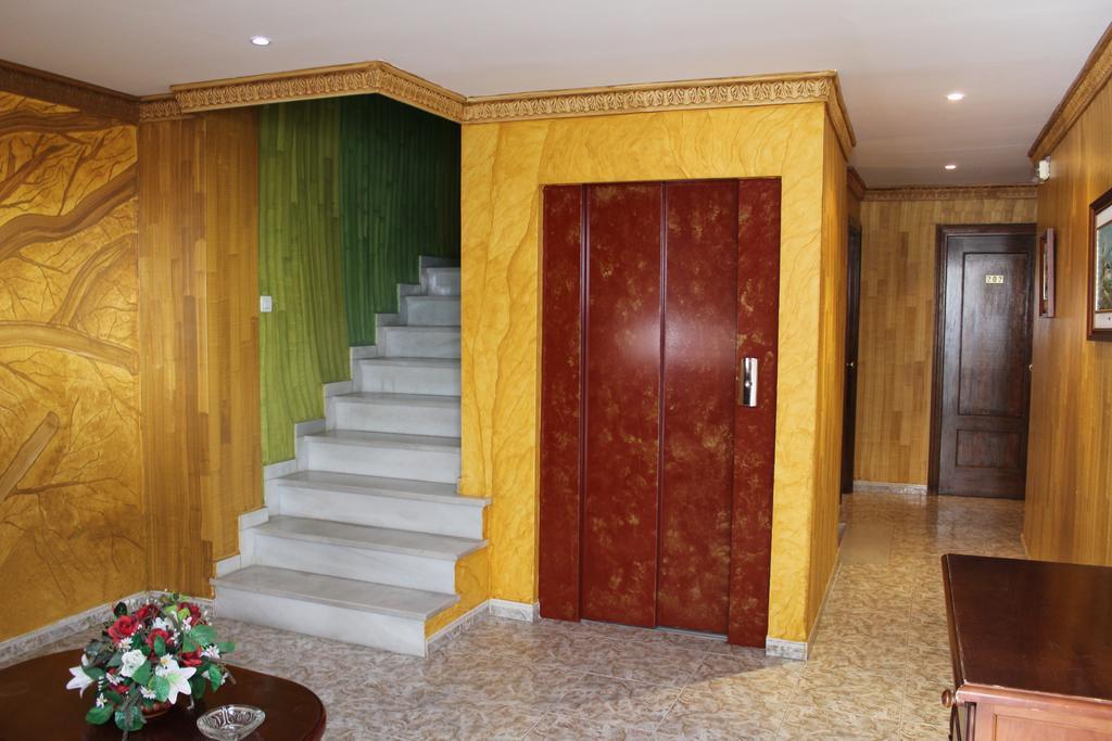 Doña Carmen Hotel *